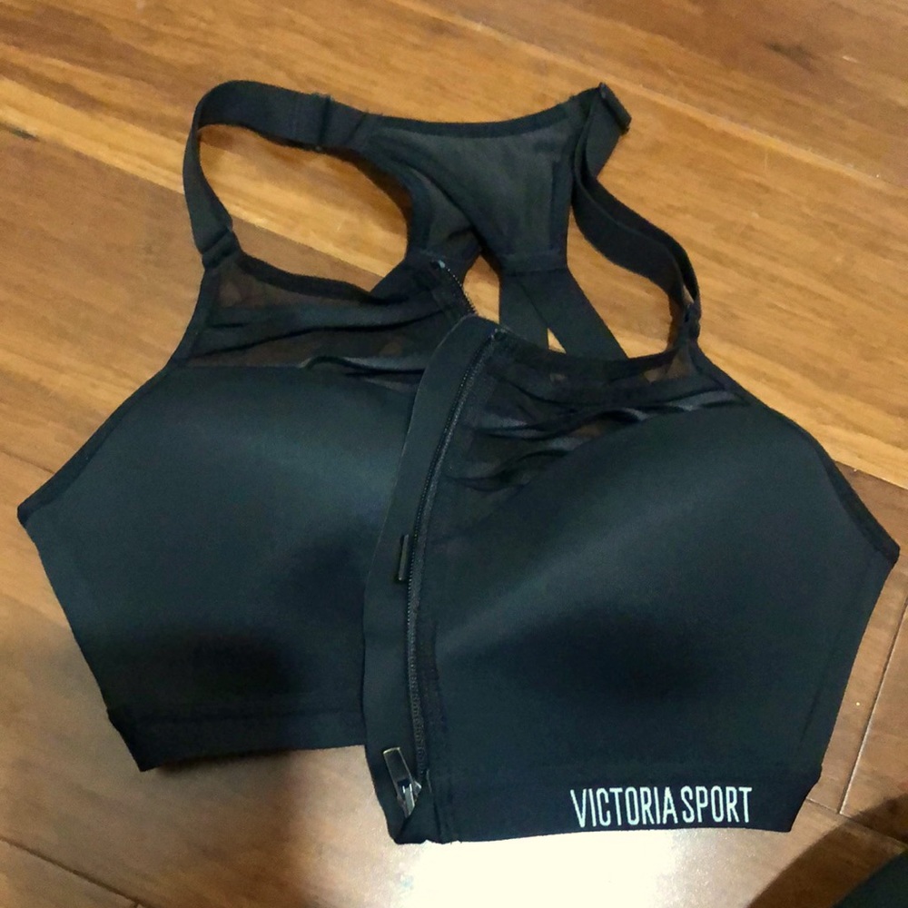 New without tags high impact VS Sport bra